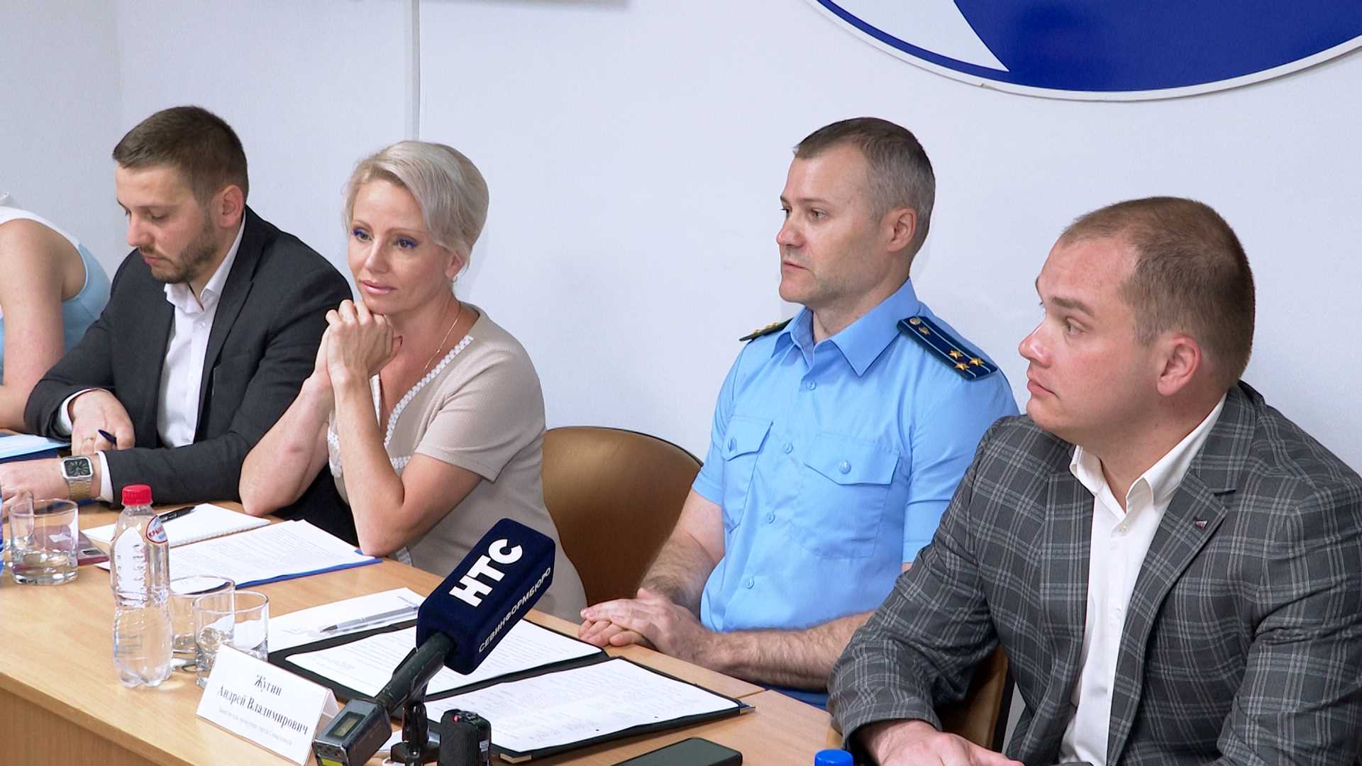 бизнесмены севастополя. предприниматели севастополя фото. севастополь бизнес омбудсмен. прокурор г. бизнесмены севастополя.