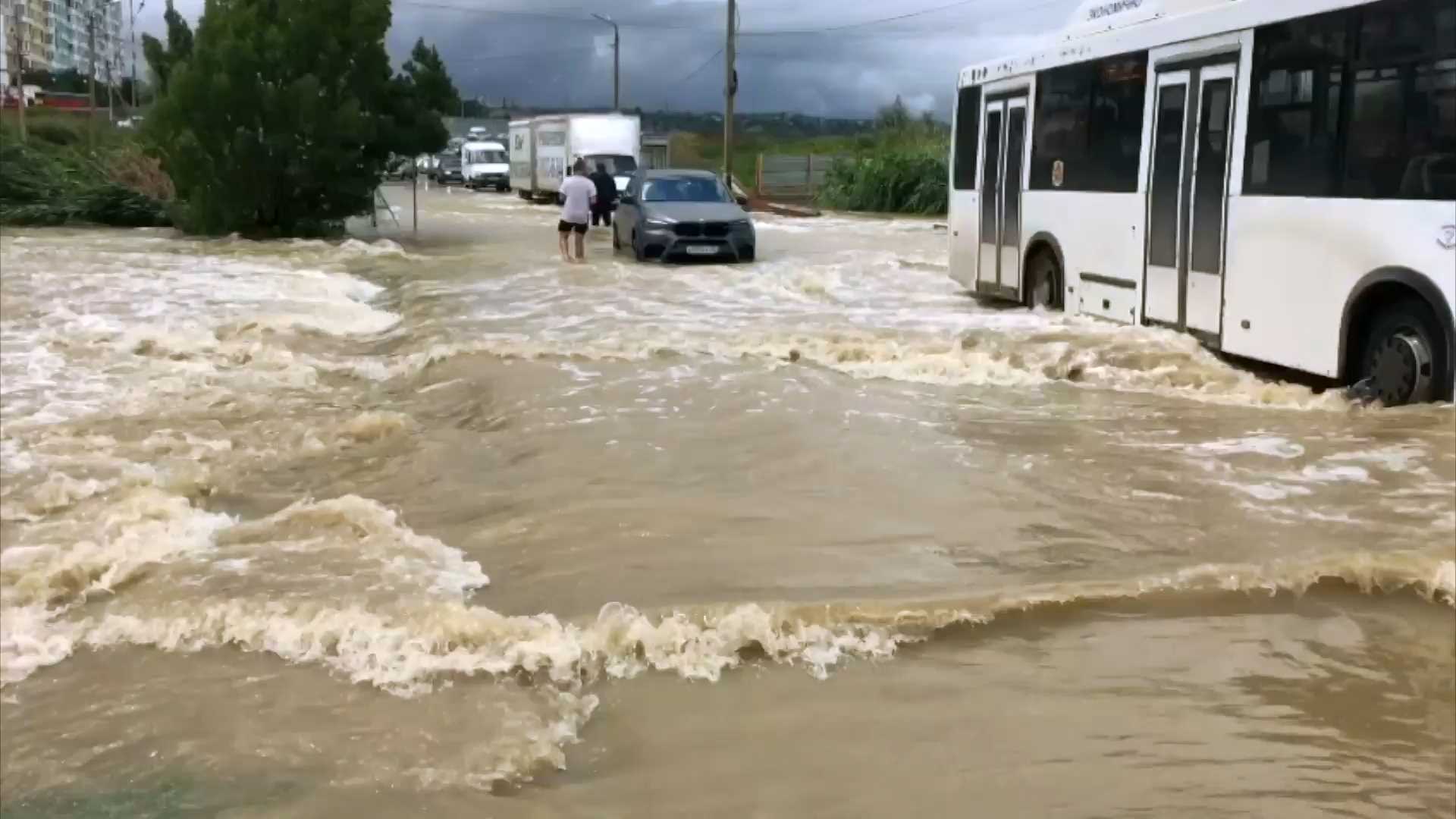 троллейбусный парк ялта после потопа