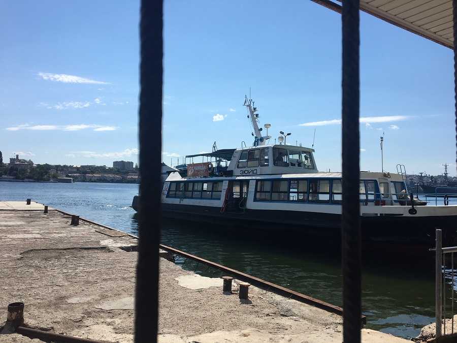 В Севастополе временно отменили катера в Инкерман - Независимое телевидение Сева