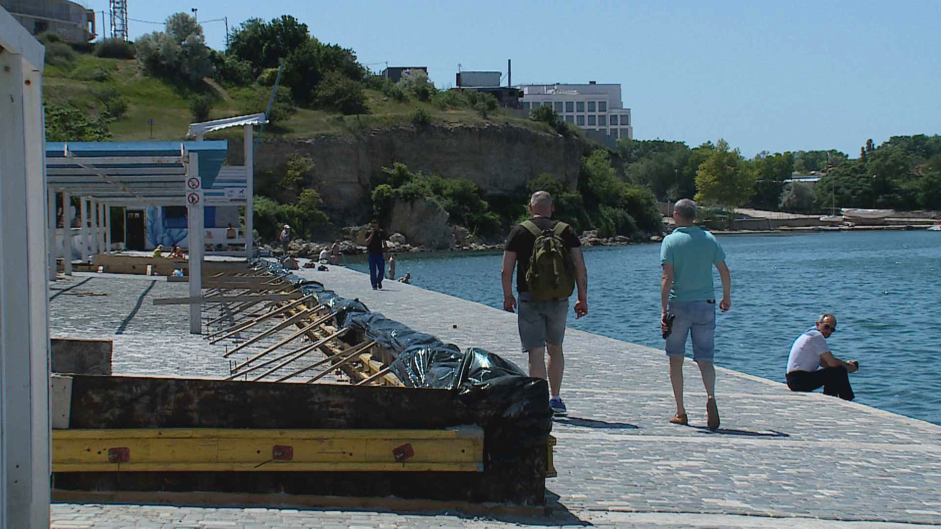 пляж хрустальный в севастополе